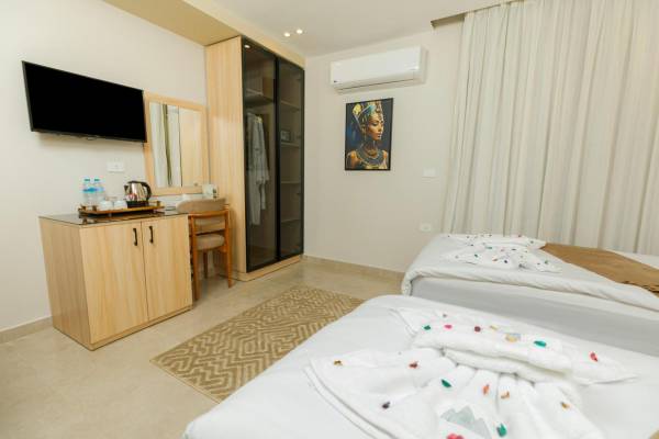 Doppelzimmer mit Balkon